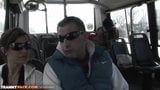 Gagica țâțoasă Vannina di Marko are parte de o ejaculare facială într-un autobuz public snapshot 3
