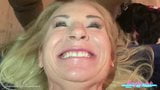 Cumwalk selfie milf - joanna çayırları - yaramaz jojo - kamu snapshot 4