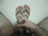 Cum on Havaianas Graphic snapshot 1