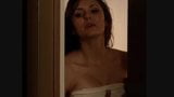 Tetas intermitentes de Nina Dobrev snapshot 5