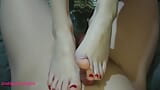 My boyfriend LOVES my footjobs, my smelly feet always satisfy him snapshot 4