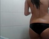 Moroccan woman having sex in the bathroom snapshot 5