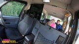 Frau Fake Taxi - vollbusige blonde MILF ist glücklich, einen großen Schwanz als Zahlung für die Taxifahrt zu nehmen snapshot 8