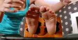 Viejo Video de Cosquillas en los Pies snapshot 16