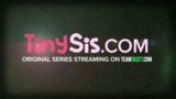 Nueva serie de teamskeet - Tiny intrigante Stepsis - Tiny Sis trailer snapshot 8