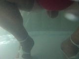 DILDO UND HEEL FICK IM POOL 01 snapshot 4