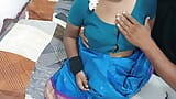 Tamilská manželka měla sex s manželem její sestry, který přišel do jejího domu. Šukal ji tak tvrdě zezadu snapshot 3