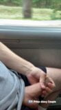 Adolescente masturbándose en el autobús y corrida en el piso snapshot 3