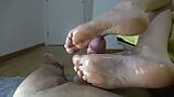 Beautiful stepmom Anna gives footjob to foot fetishist stepson and gets cum on her feet snapshot 13