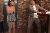 Tetona japonesa camarera follada en público snapshot 20