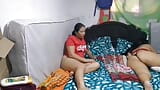 Madrasta tesuda se masturba olhando para minha bunda grande e querendo me foder. snapshot 5