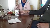 Chouha!! Fadiha!! Ukazuji svého ptáka marocké babičce své kamarádky!! snapshot 5