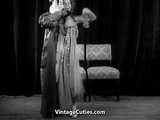 Sexy Girl Does a Puppet Dance (1950s Vintage) snapshot 15