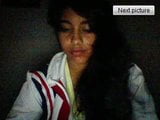 Chatroulette Jolie fille bi Mexicaine doigte sa chatte - 19 snapshot 1