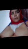 Selena squirte, baise sa chatte étroite avec de gros seins snapshot 6