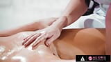 All girl massage - encantadora ama de casa recibe un masaje de coño caliente por la masajista caliente Alex Coal snapshot 13