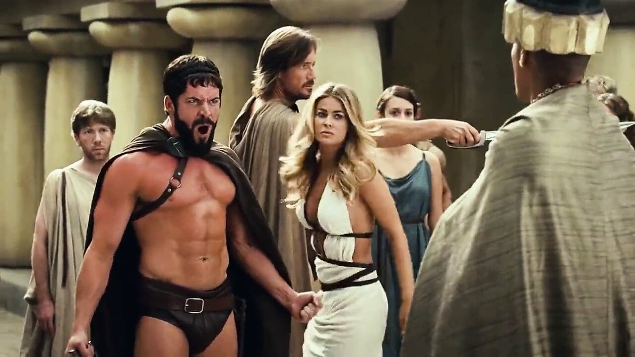 Carmen Electra - bertemu dengan orang spartan