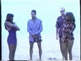 Dominique simone e jake steed - praia negra (1995) snapshot 1