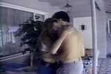 Retro-video mit zierlicher amateur-schlampe, die analsex liebt snapshot 4