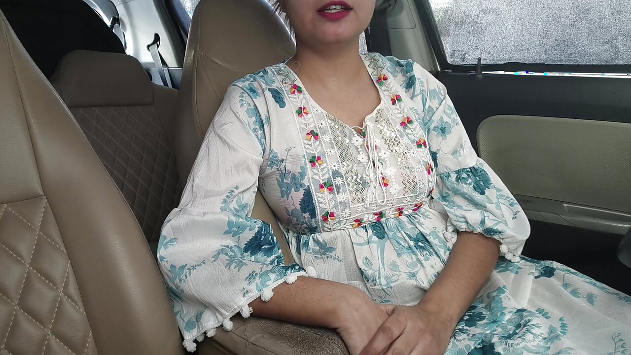 Desi Girl Friend Risky Sex in Car. Sucked Fucked Handjob Cumshot