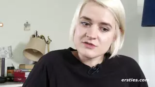 Amateur-Schätzchen Luisa intensiver Squirting-Orgasmus - ersties ...