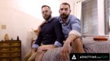 Adult time - pov seus padrastos gays mostram como o sexo gay realmente se parece! snapshot 5