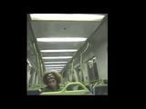 Sexy british travieso babe jugando en el tren snapshot 7