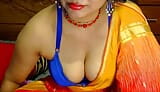 Indian hot sexy aunty ki sex video snapshot 14