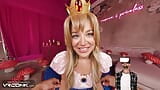 VR Conk, la sexy Blake Blossom se fait défoncer dans Mario Princess Peach cosplay, parodie porno HD snapshot 3