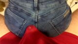 frottando en pantalones cortos de jeans hasta correrse en ropa interior snapshot 13