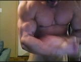 Str8 Bodybuilder massives Biegen & Schlaganfall snapshot 3