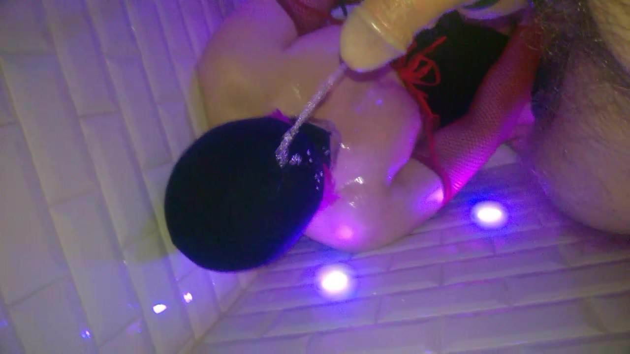 Piss on my slut