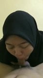 Malay- awek tudung hitam buat ass rimming Kat bf snapshot 1