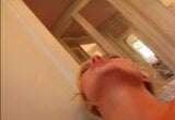 Impresionante rubia juega su coño antes de anal y dp gangbang con tres sementales snapshot 4