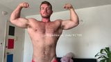 Fetiche muscular - aiden flexionando parte 5 video snapshot 3