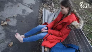 Dirty Feet in Park get Cleaned by a Stranger POV: Amateur Porn by ...
