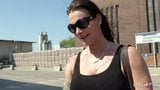 GERMAN SCOUT - MILF JULIA ANAL GEFICKT BEI STRASSEN CASTING | xHamster