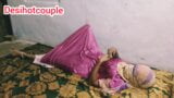 Desi, une villageoise indienne se doigte et baise snapshot 1