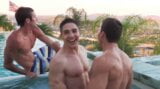 Un incontro di amici con cinque uomini finisce con una doccia sensuale e scopa un trio selvaggio - Sean Cody snapshot 1