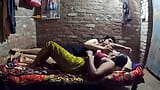 Village Bhabhi ji ayant des relations sexuelles romantiques avec son amant - Hunter Asia snapshot 3