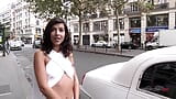 Sexo anal muito intenso em uma limusine dirigindo nas avenidas de Paris snapshot 3