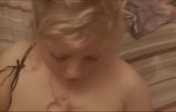 Heiße mollige blonde Mutter fickt Sohn (mit Voice-over) snapshot 5