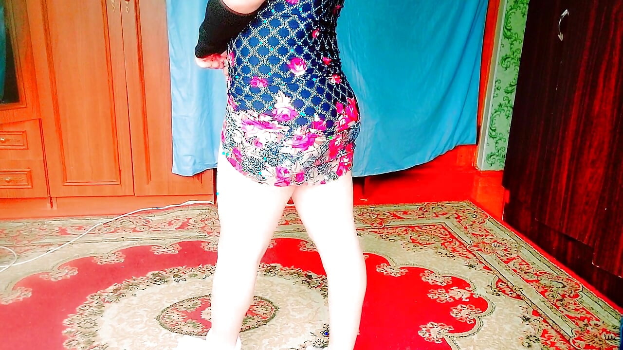 BOOTY CROSSDRESSER SEXY HARDCORE POZICE ATRAKTIVNÍ ROZTOMILÁ ŠTÍHLÁ MODELKA MTF CROSSDRESSER KOČIČKA AMATÉRSKÁ PORNOHVĚZDA VELKÝ ZADEK