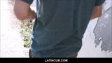 Молодой натуральный латинский паренек-гей за деньги от незнакомца в любительском видео snapshot 5