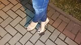 Zapatos stripper - crossdressing público snapshot 5