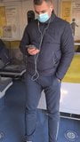 Un mec se touche dans le rer b snapshot 9