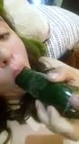 Novinha Usando Pipino de Consolo, metendo e Gozando Gostoso snapshot 3