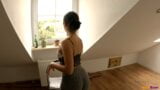 Heimlich im Elternhaus Sex gehabt - Am Fenster gefickt, wurden wir gesehen? snapshot 1