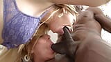 Erica Lauren et Tara Lynn Foxx se font baiser par un gangsta snapshot 11