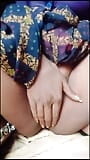 Bhabhi Chut me Ungli Dal kar Pyas Bujhai snapshot 3